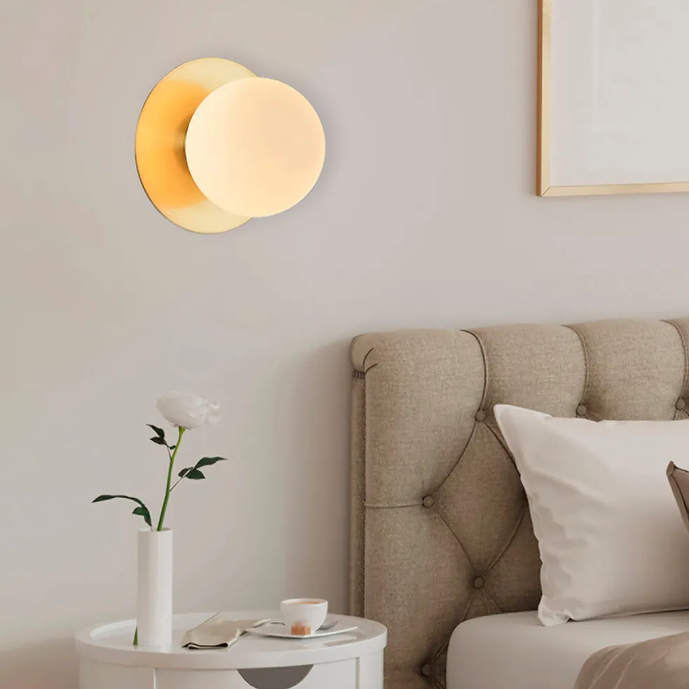 Applique en metal doré et verre laiton d18cm blanc - Manor