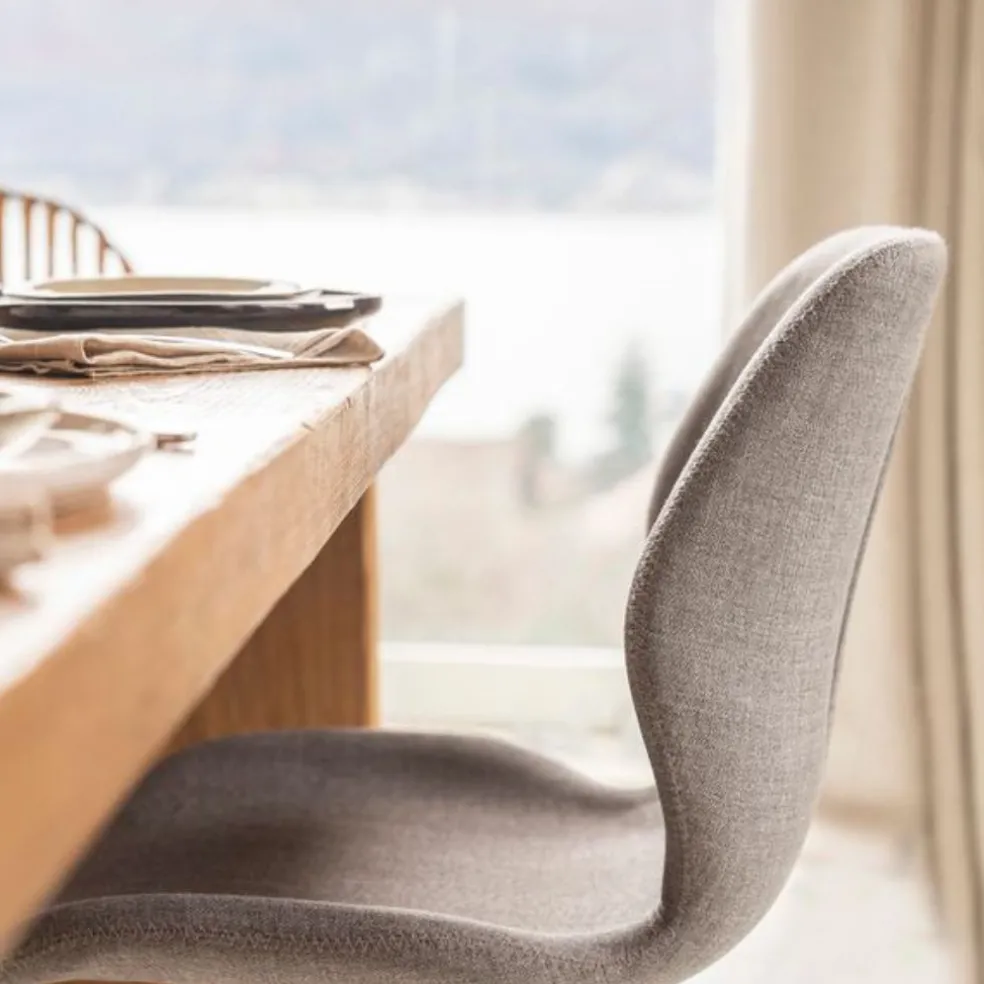 Chaise de salle à manger en tissu gris clair - Gloria