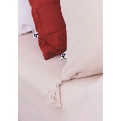 Coussin dehoussable avec pompons en gaze de coton pampa 40x40cm - Gaia