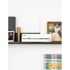 Décoration murale ligne bordeaux 50cm noir