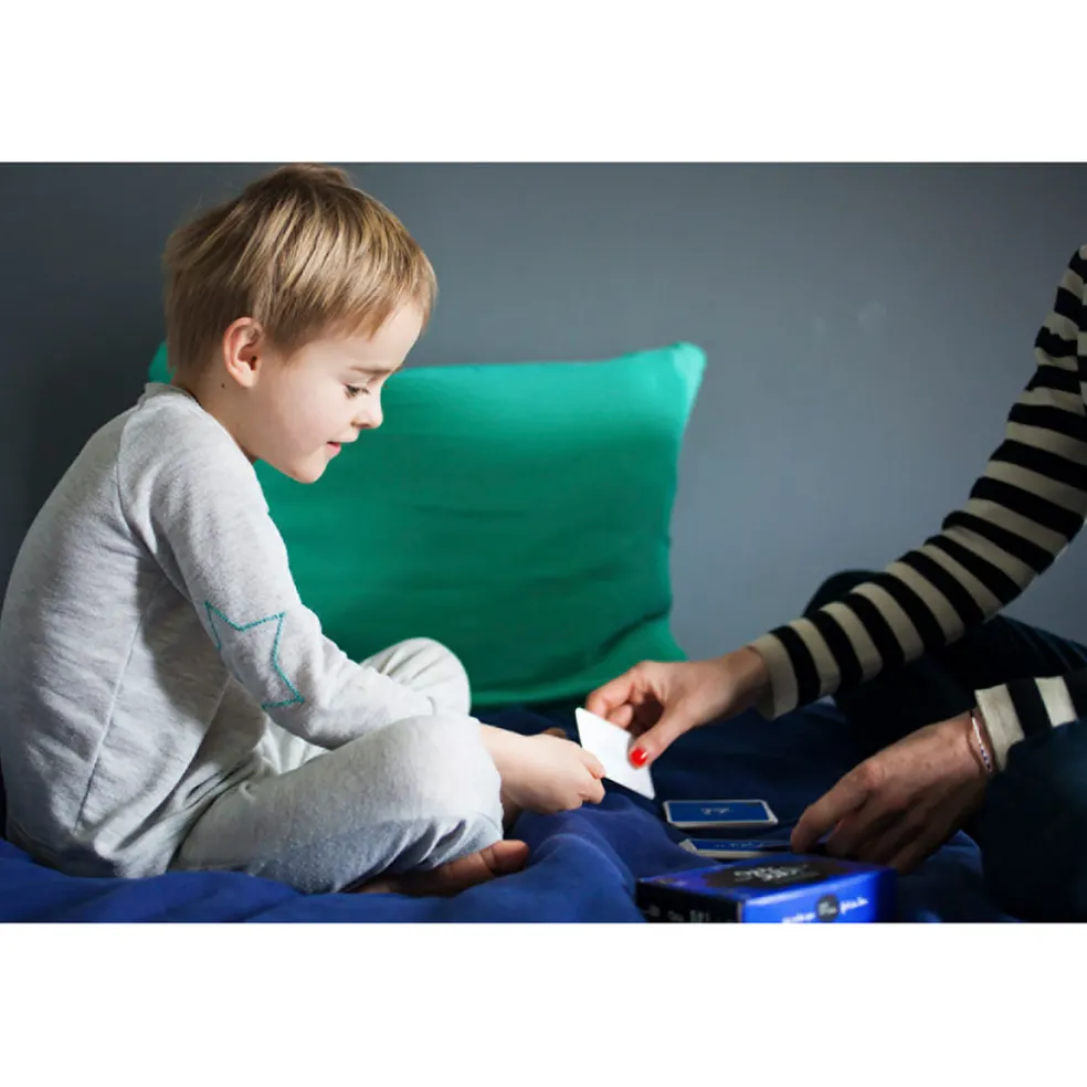 Kit de discussions au lit - en famille