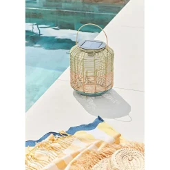 Lanterne solaire en résine tressée vert h28cm