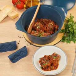 L'incroyable Cocotte myrtille d24cm avec poignée en métal