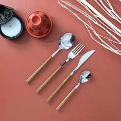 Menagere effet bois 16 pieces