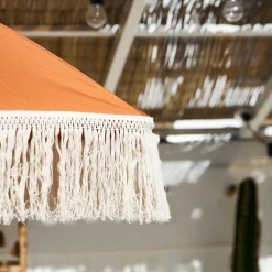 Parasol terracotta avec frange en coton beige d200xh210cm