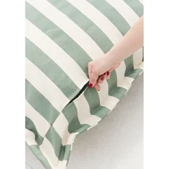 Pouf d'extérieur en tissu rayé sauge et écru 95x95cm - Sola