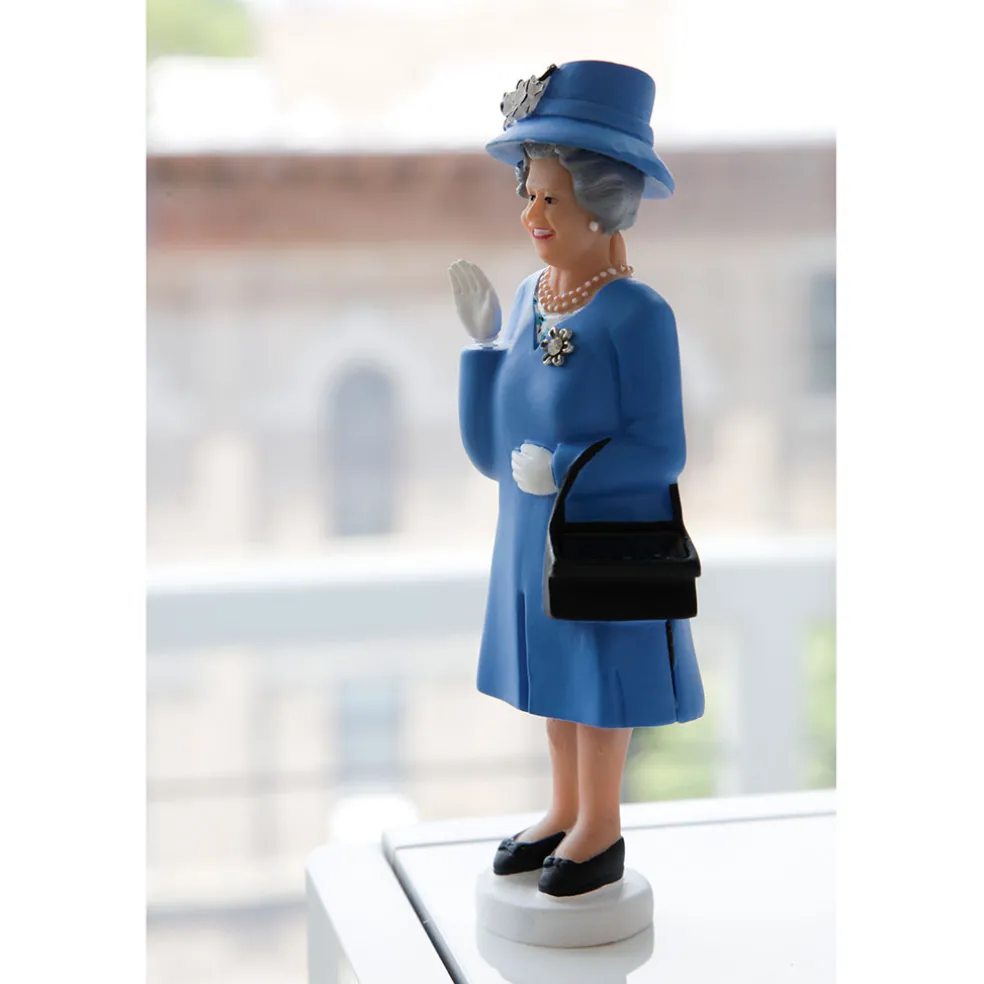 Reine solaire qui bouge la main