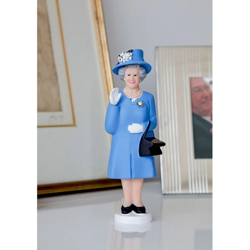 Reine solaire qui bouge la main