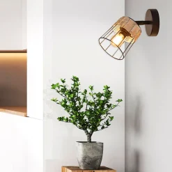 Spot 1 lumière en metal et rotin tresse h18.5cm noir - Indah