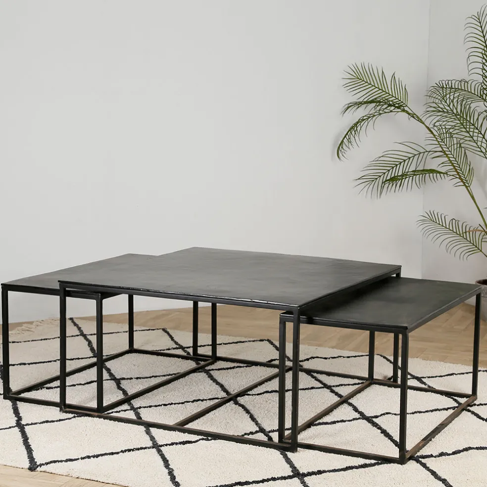 Table basse gigogne carrée (lot de 3) en fer noir - Felia