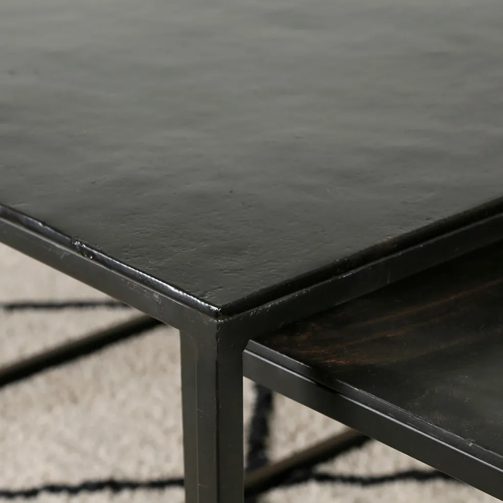 Table basse gigogne carrée (lot de 3) en fer noir - Felia