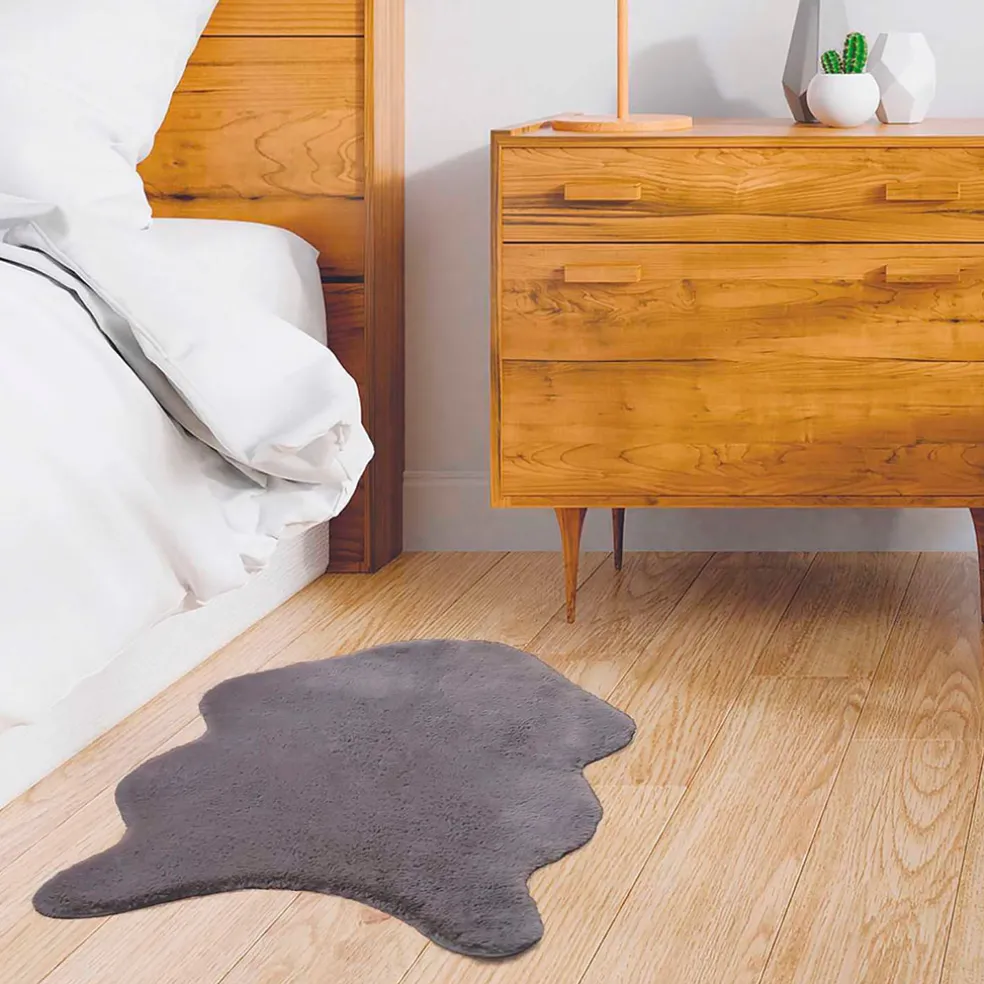 Tapis imitation fourrure poil fin gris 60x90cm