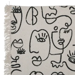 Tapis visage écru et noir 140x70cm - terre brulée