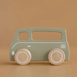 Van en bois olive
