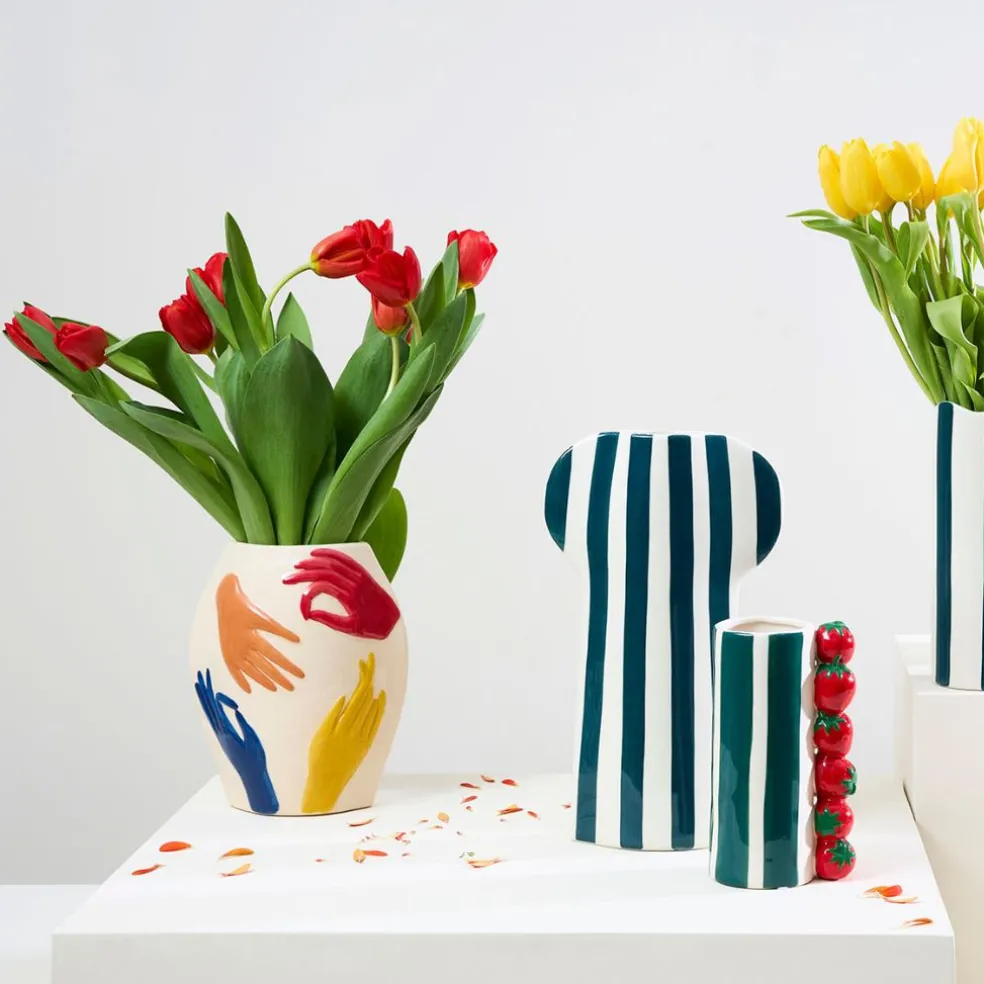 Vase en porcelaine émeraude et rouge fraise h18.5cm - Mocoa