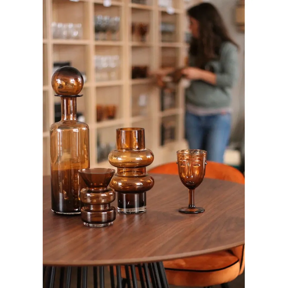 Verre à pied visage ambre