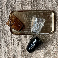 Verre gobelet visage noir